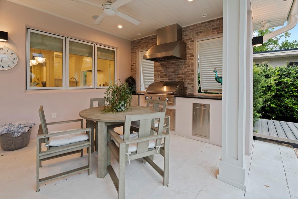 890 PHELPS AVENUE — photo 42 of 69