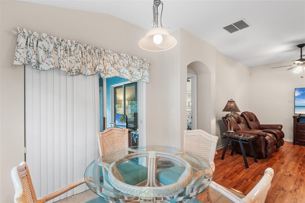 4134 BEDFORD AVENUE — photo 12 of 30