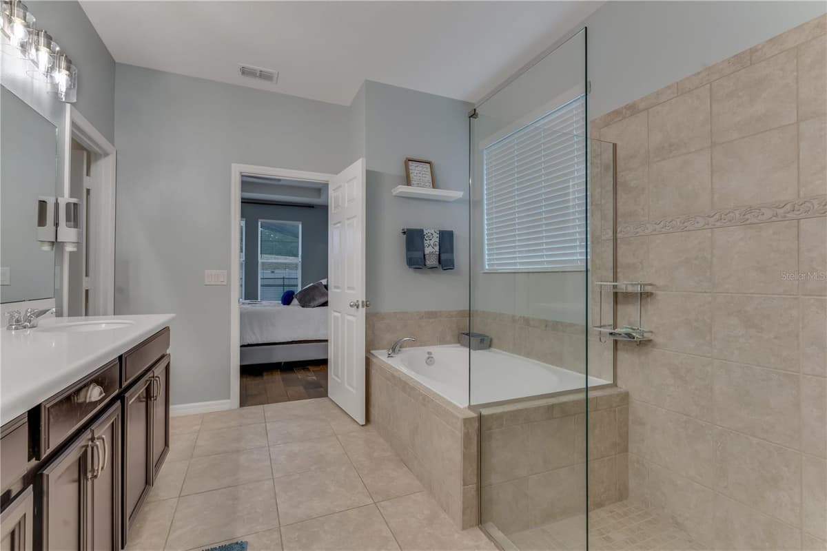 14567 CEDAR HILL DRIVE — photo 29 of 73