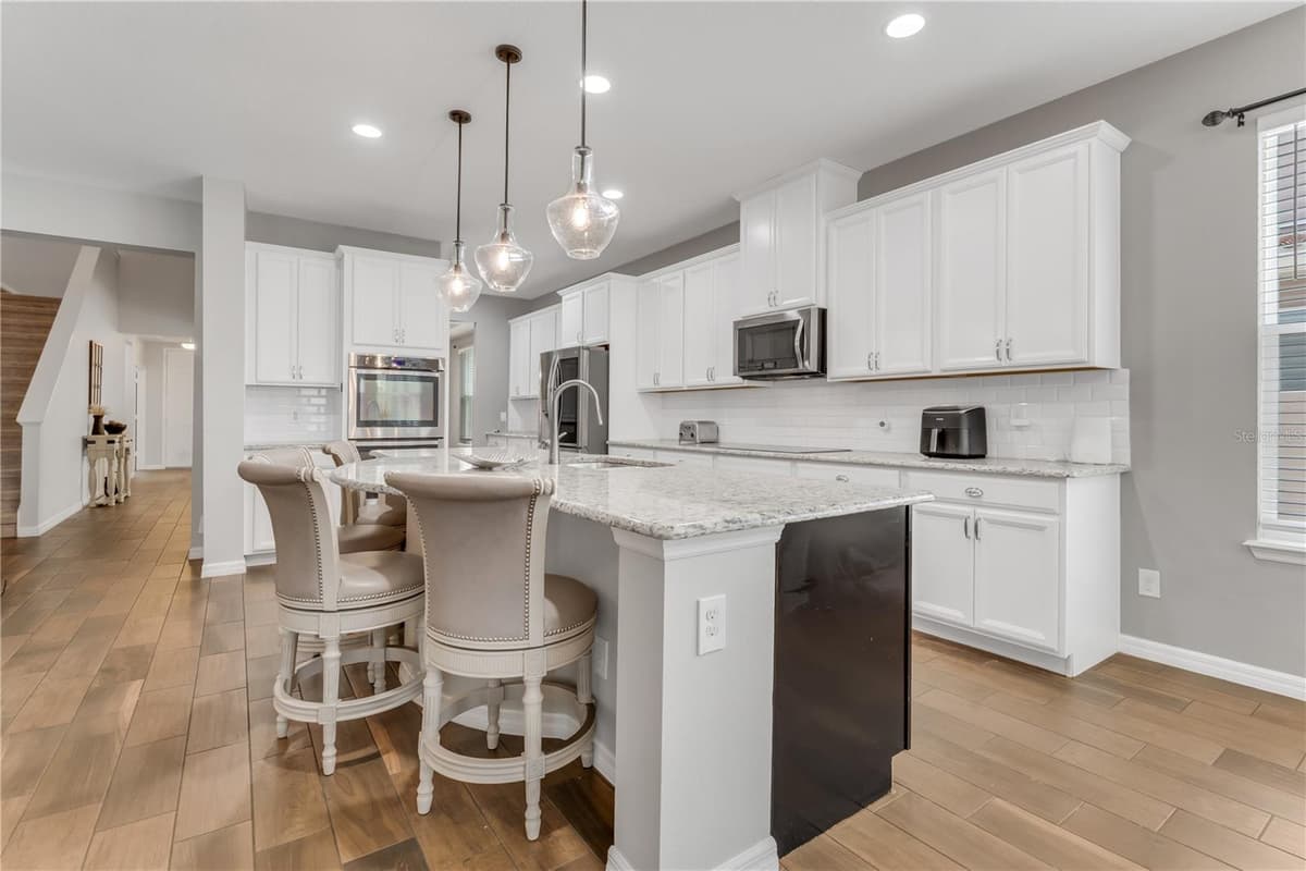 14567 CEDAR HILL DRIVE — photo 17 of 73
