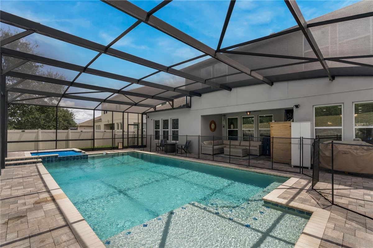 14567 CEDAR HILL DRIVE — photo 4 of 73