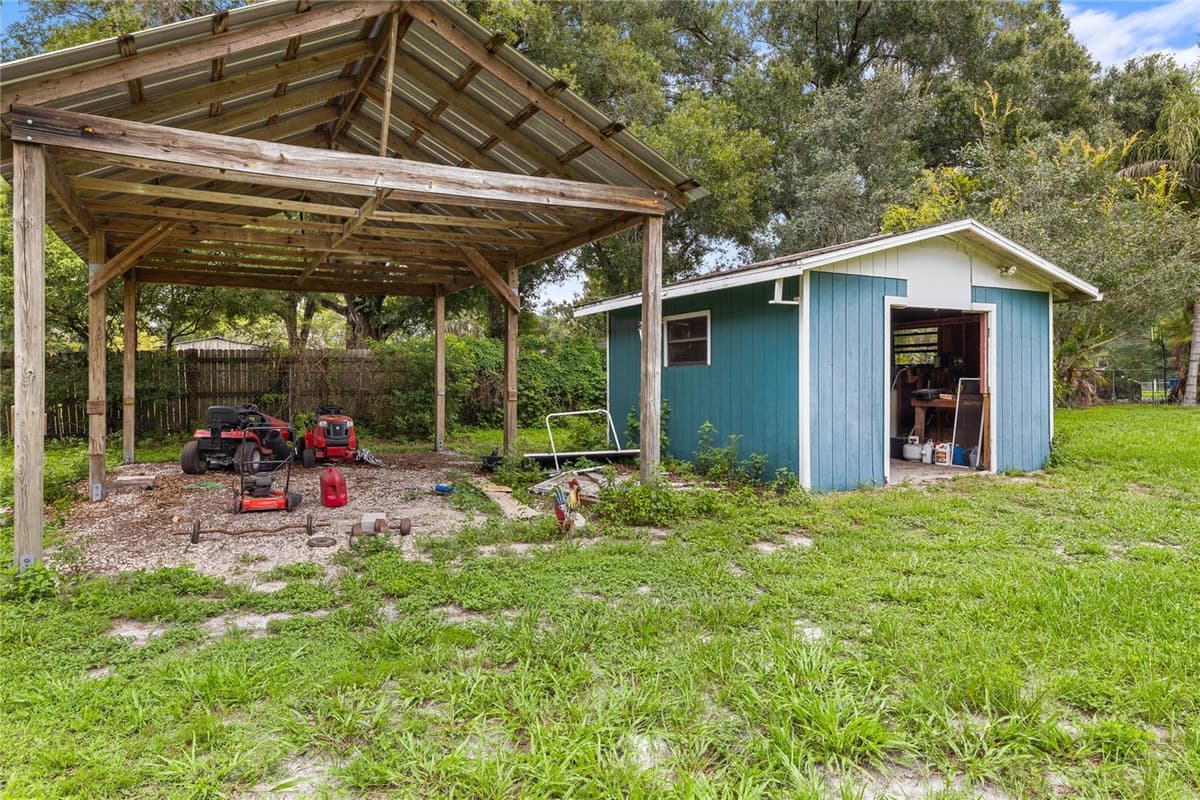 5105 FIVE ACRE ROAD — photo 33 of 42