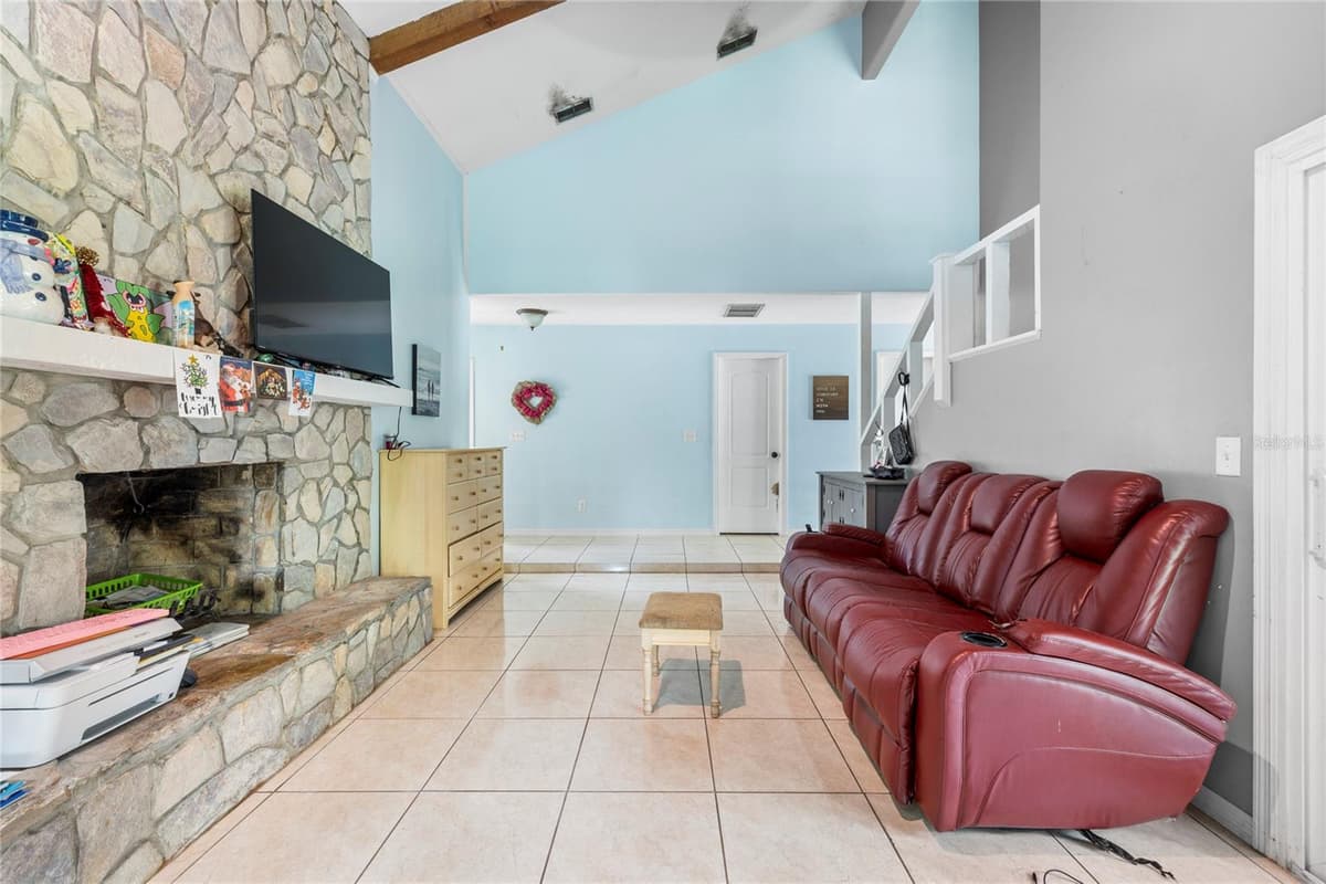 5105 FIVE ACRE ROAD — photo 10 of 42