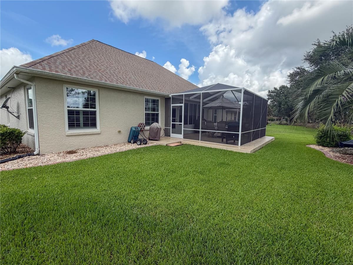 8565 82ND TERRACE — photo 4 of 47