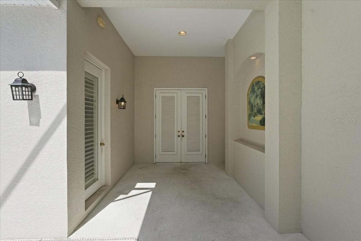 5221 88TH STREET — photo 18 of 90