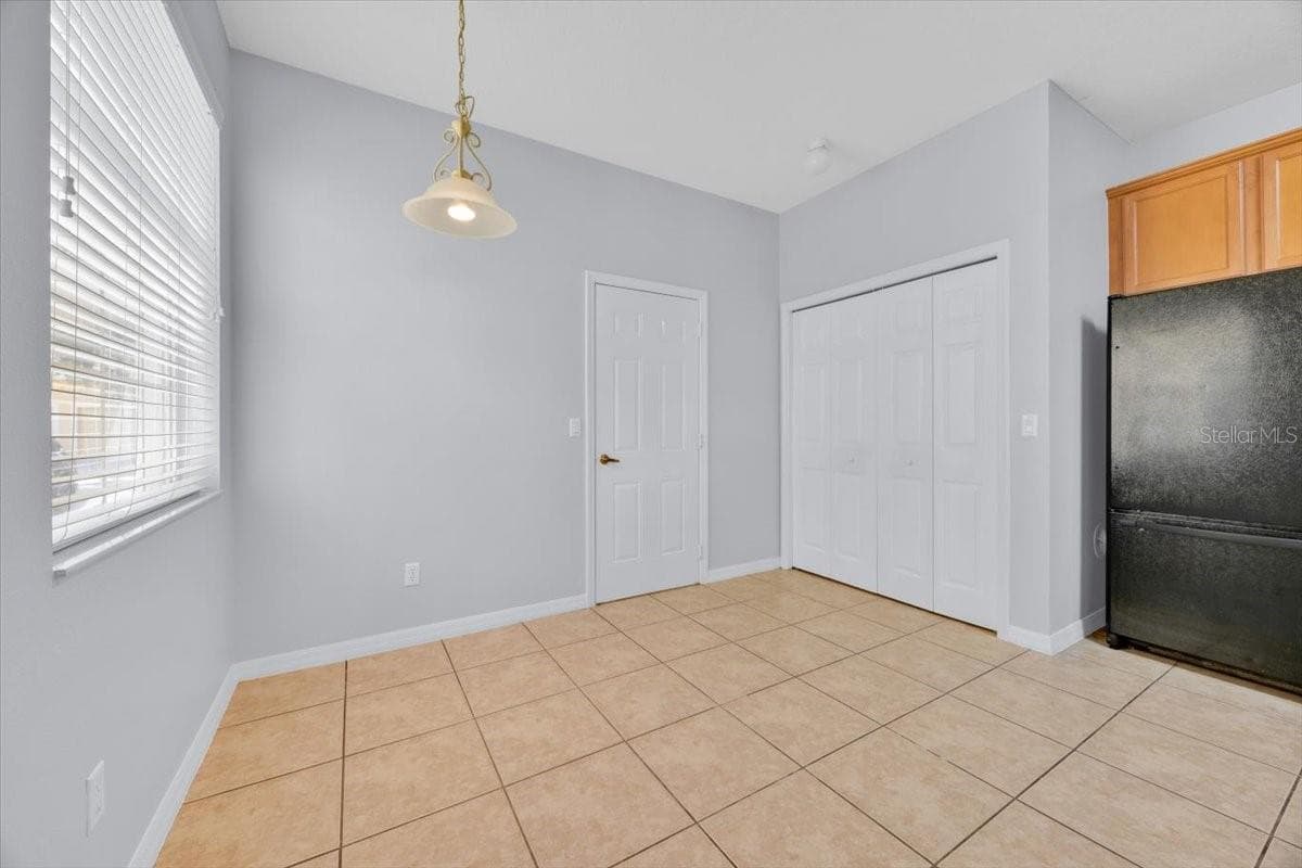 7509 PELLHAM WAY — photo 7 of 36