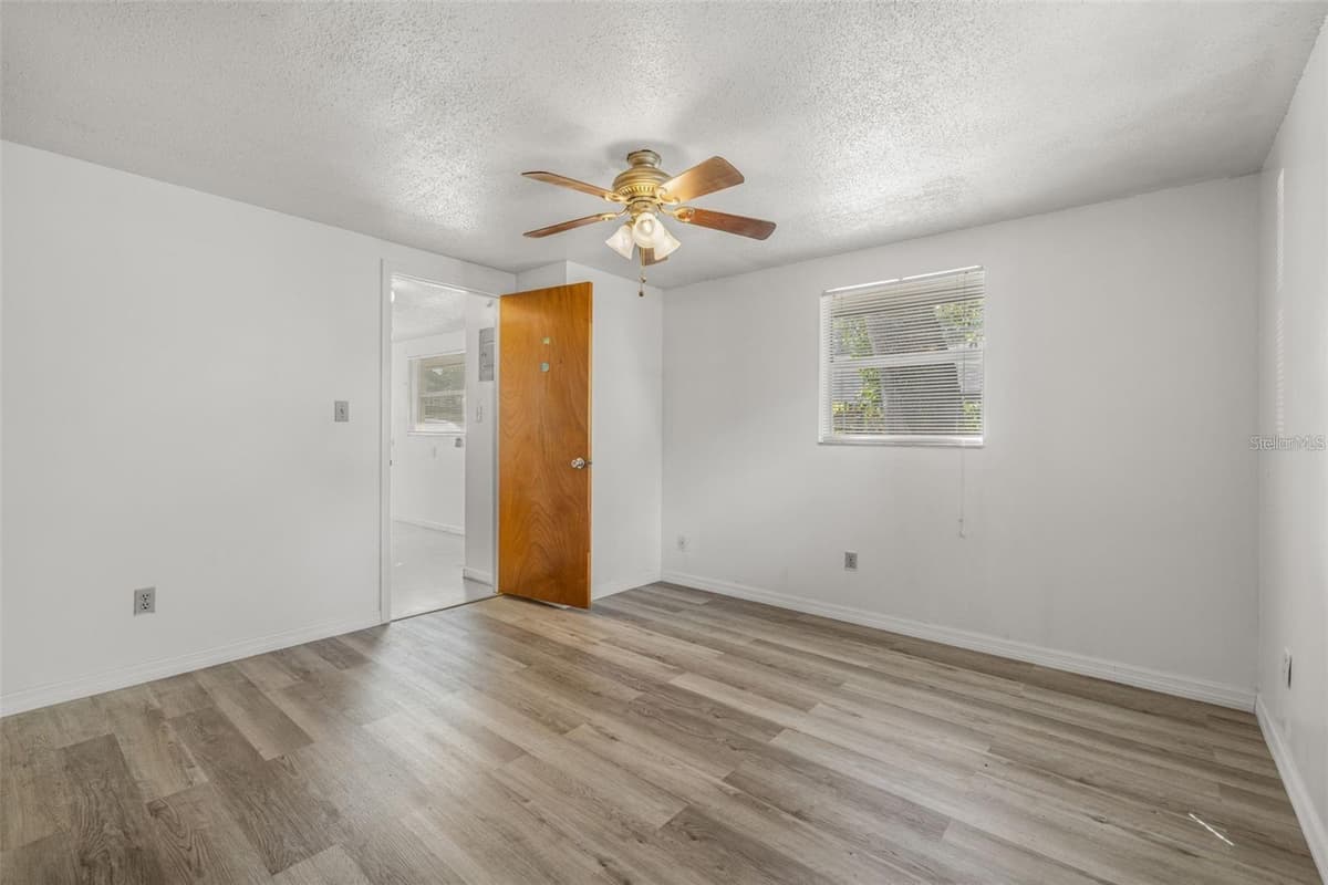 9610 12TH STREET — photo 16 of 26