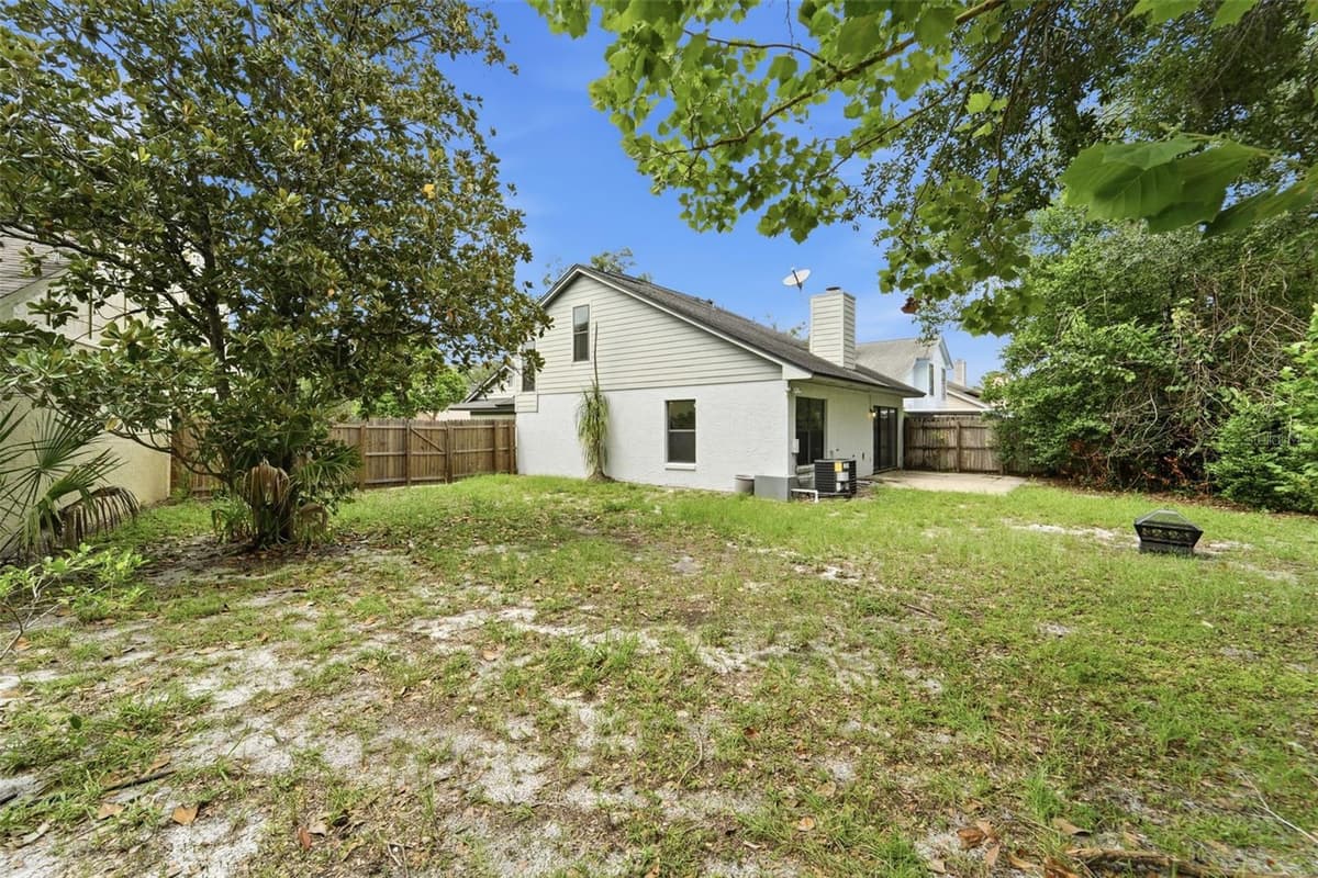 3635 SAINT LUCIE DRIVE — photo 8 of 37