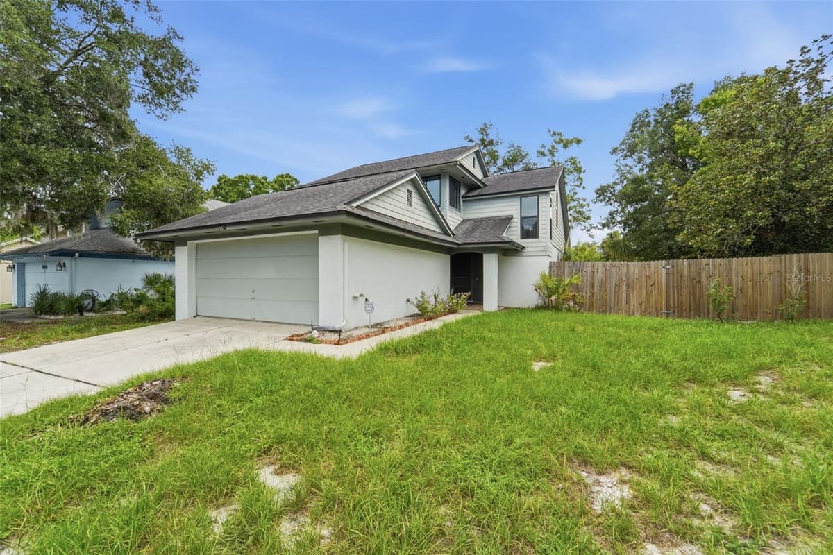 3635 SAINT LUCIE DRIVE — photo 5 of 37