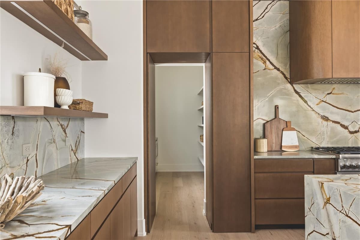130 ADRIATIC AVENUE — photo 18 of 89