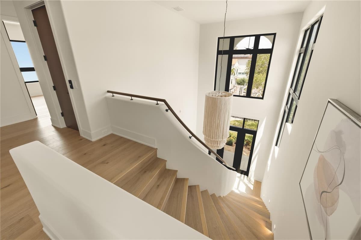 130 ADRIATIC AVENUE — photo 35 of 89