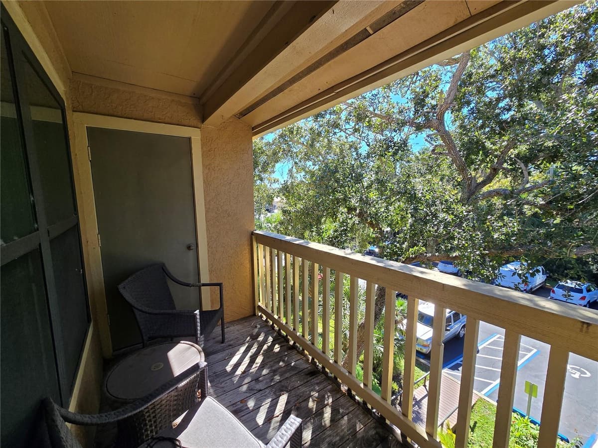 1401 PALMETTO AVENUE — photo 10 of 26