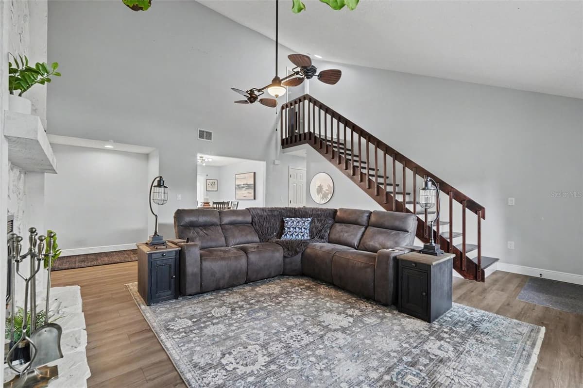 736 SANDY CREEK DRIVE — photo 5 of 26