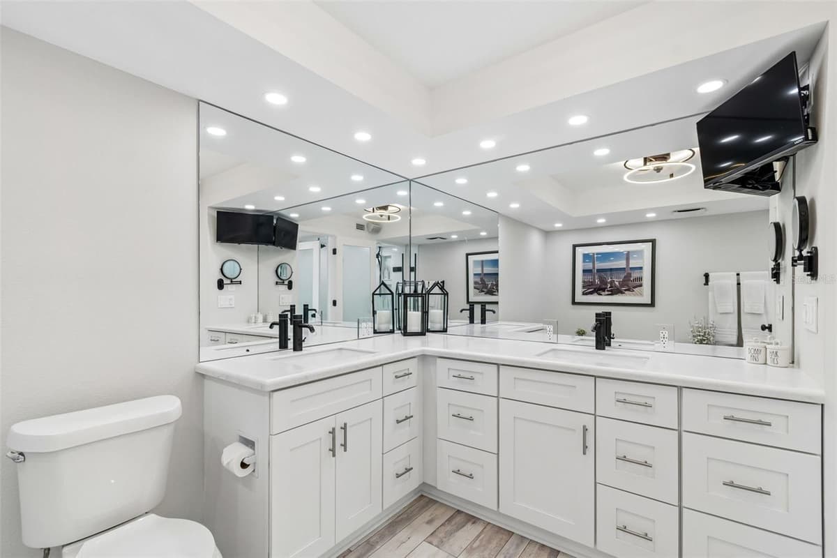 644 ISLAND WAY — photo 44 of 61