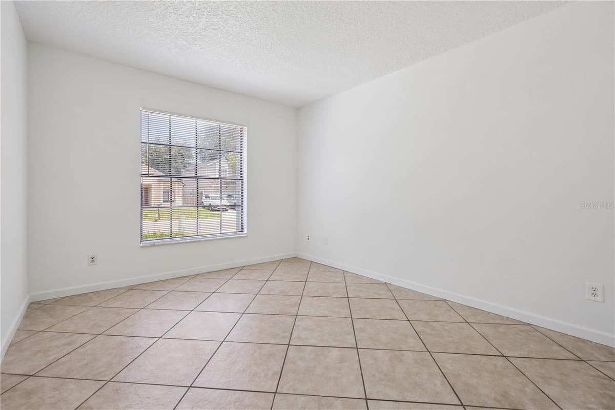 1256 PIN OAK DRIVE — photo 35 of 44