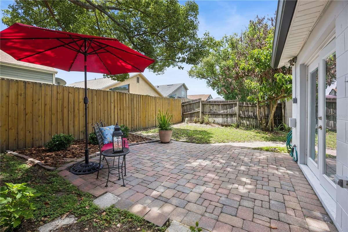 1256 PIN OAK DRIVE — photo 39 of 44