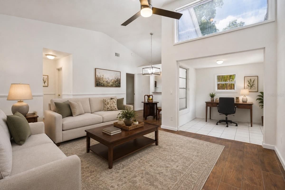 1256 PIN OAK DRIVE — photo 15 of 44