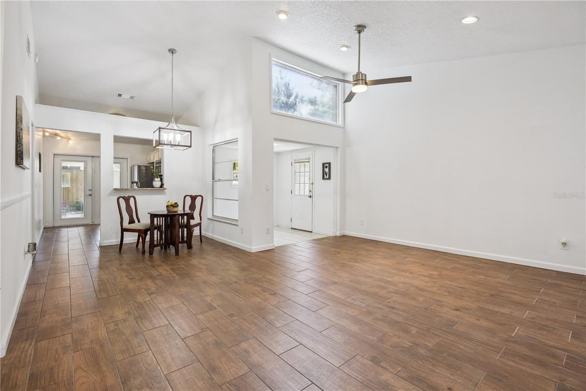1256 PIN OAK DRIVE — photo 30 of 44