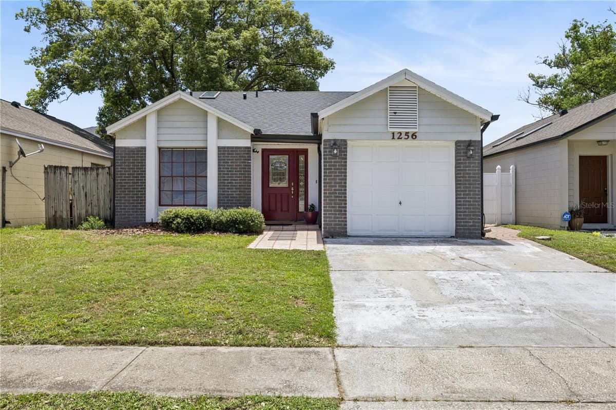1256 PIN OAK DRIVE — photo 1 of 44