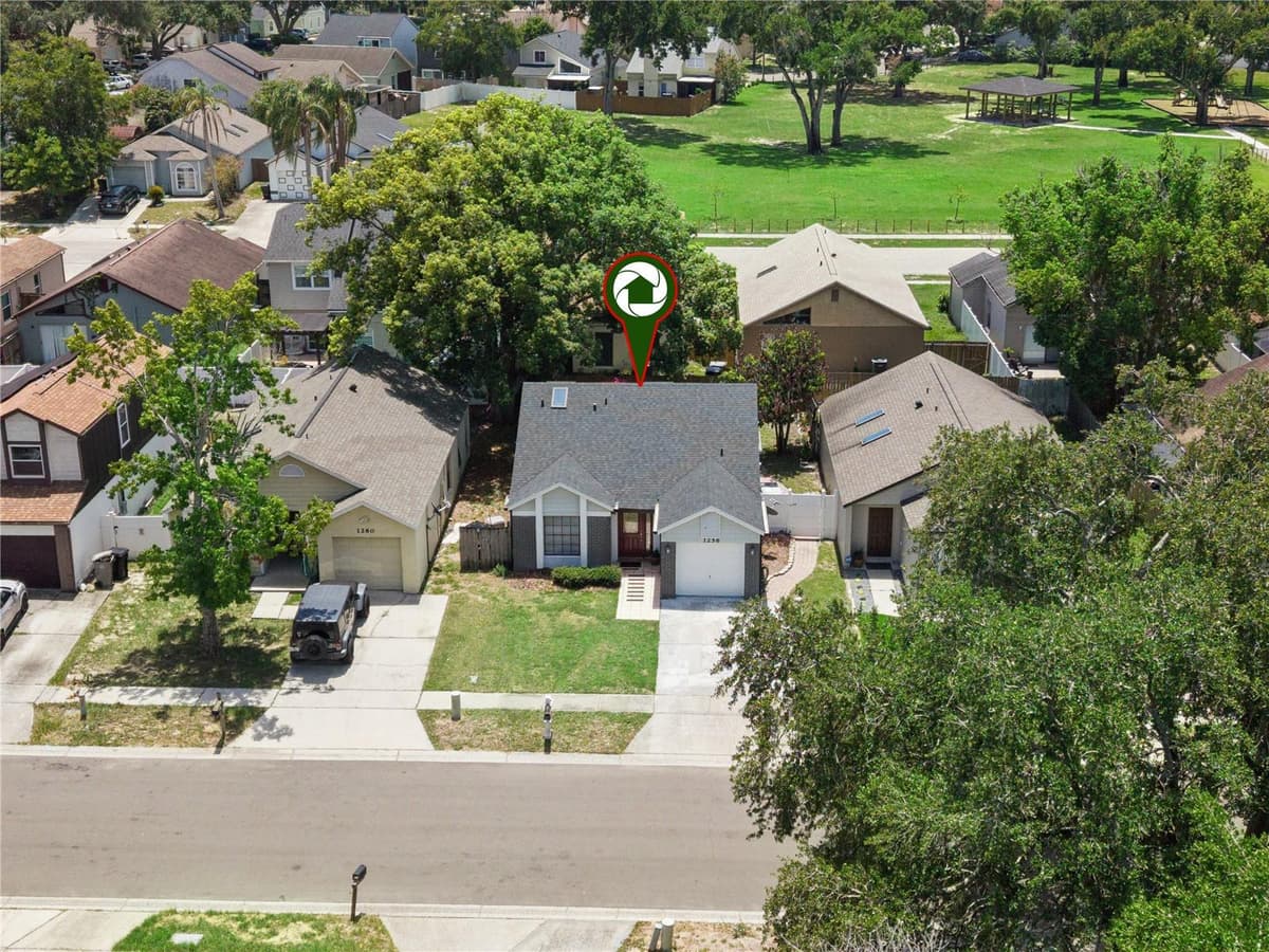 1256 PIN OAK DRIVE — photo 9 of 44