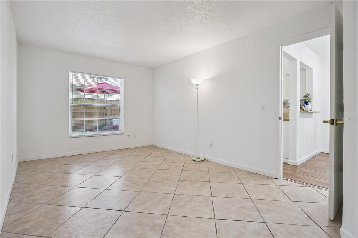1256 PIN OAK DRIVE — photo 34 of 44