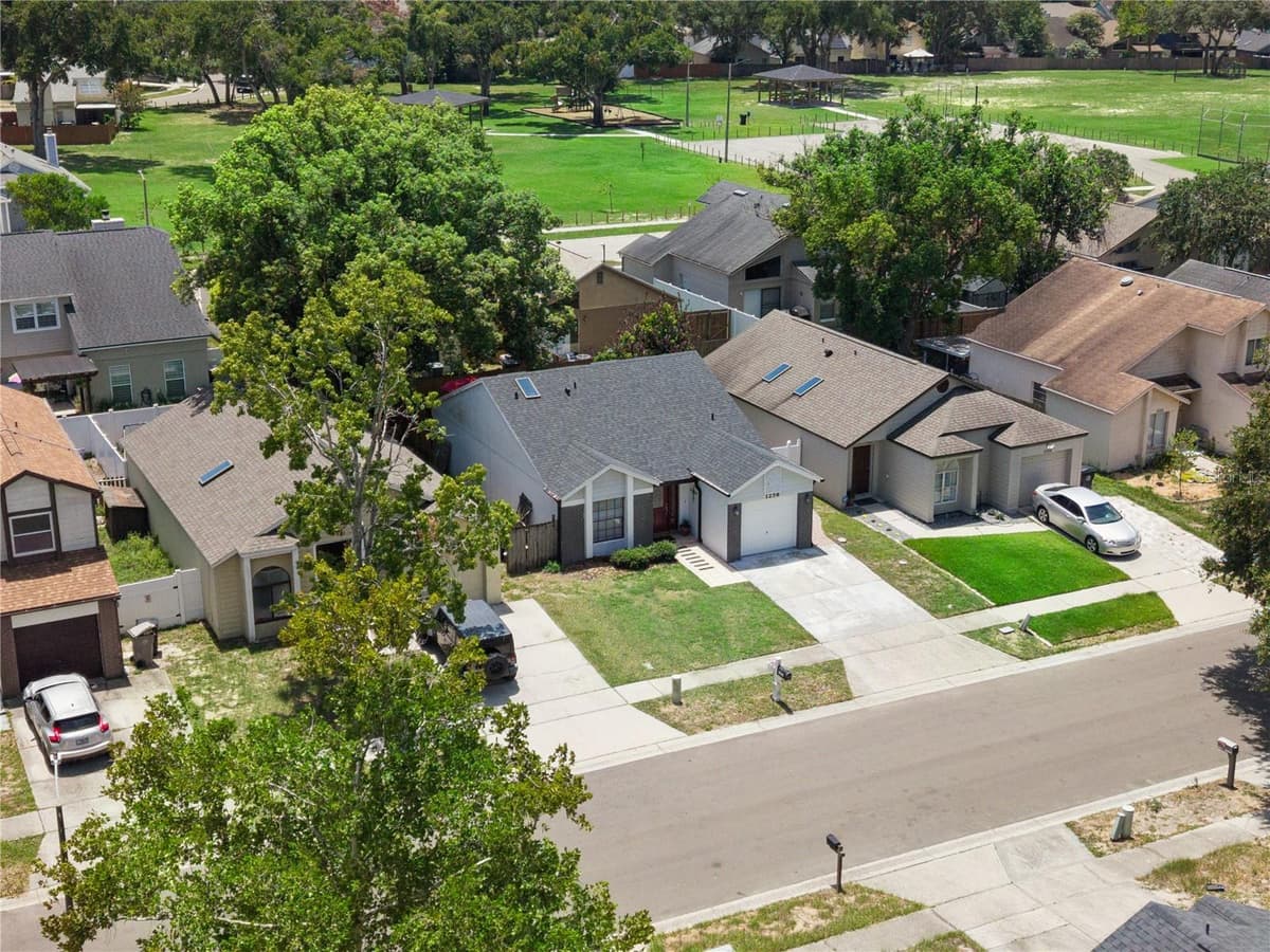 1256 PIN OAK DRIVE — photo 2 of 44