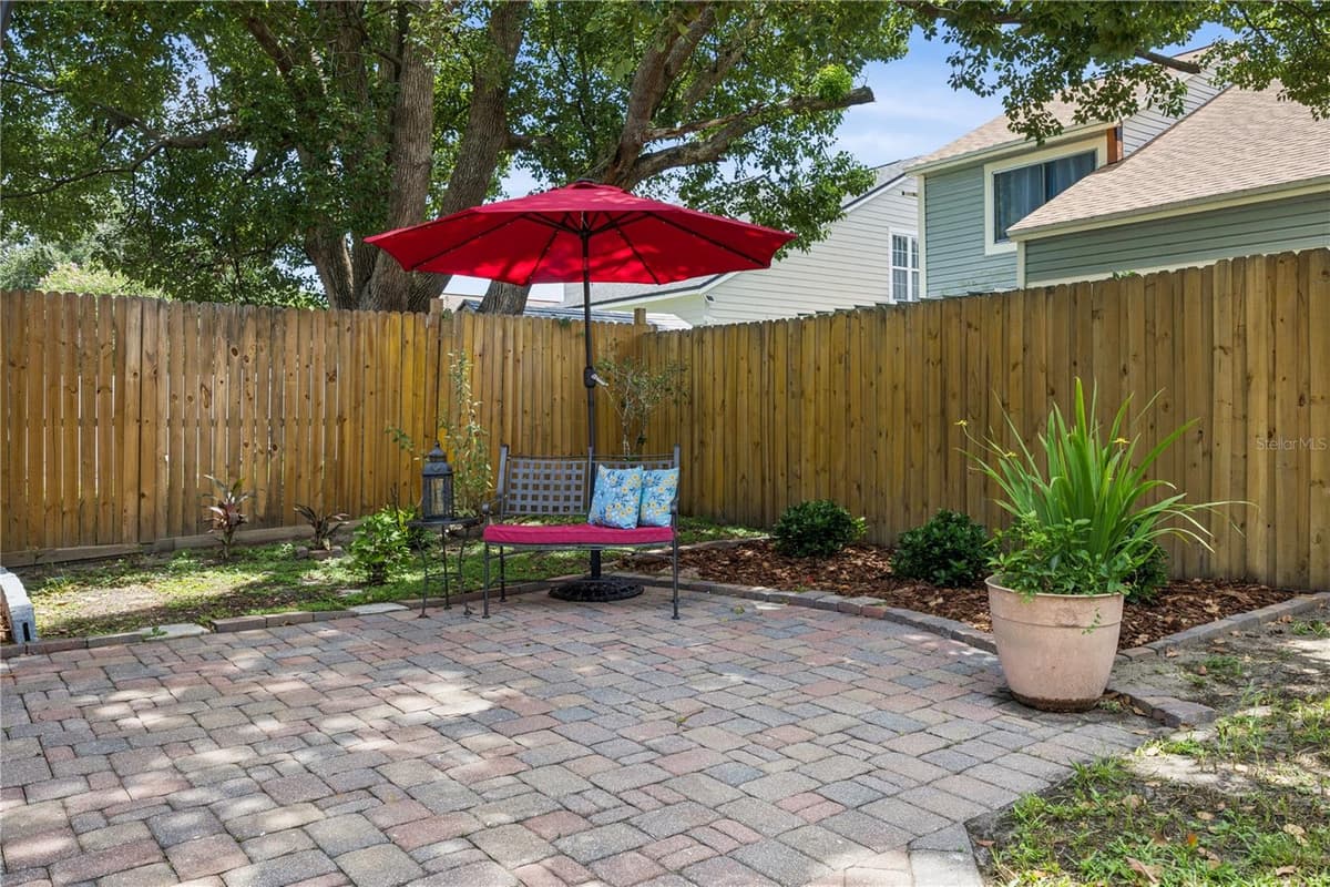 1256 PIN OAK DRIVE — photo 38 of 44