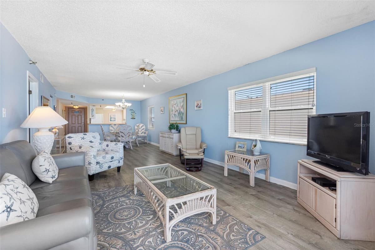 14300 GULF BOULEVARD — photo 8 of 35