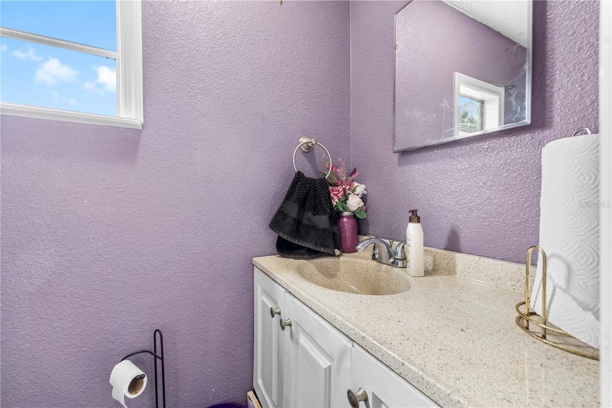 1733 OAKLAND ROAD — photo 17 of 46