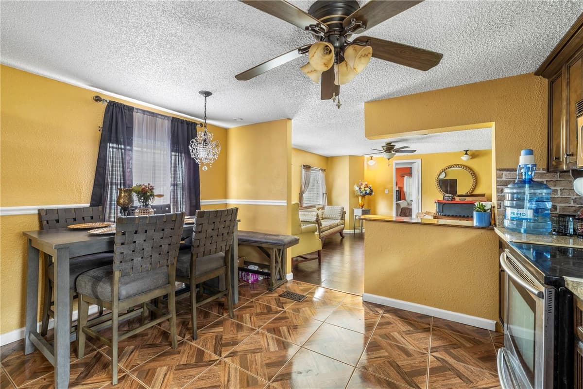 1733 OAKLAND ROAD — photo 14 of 46