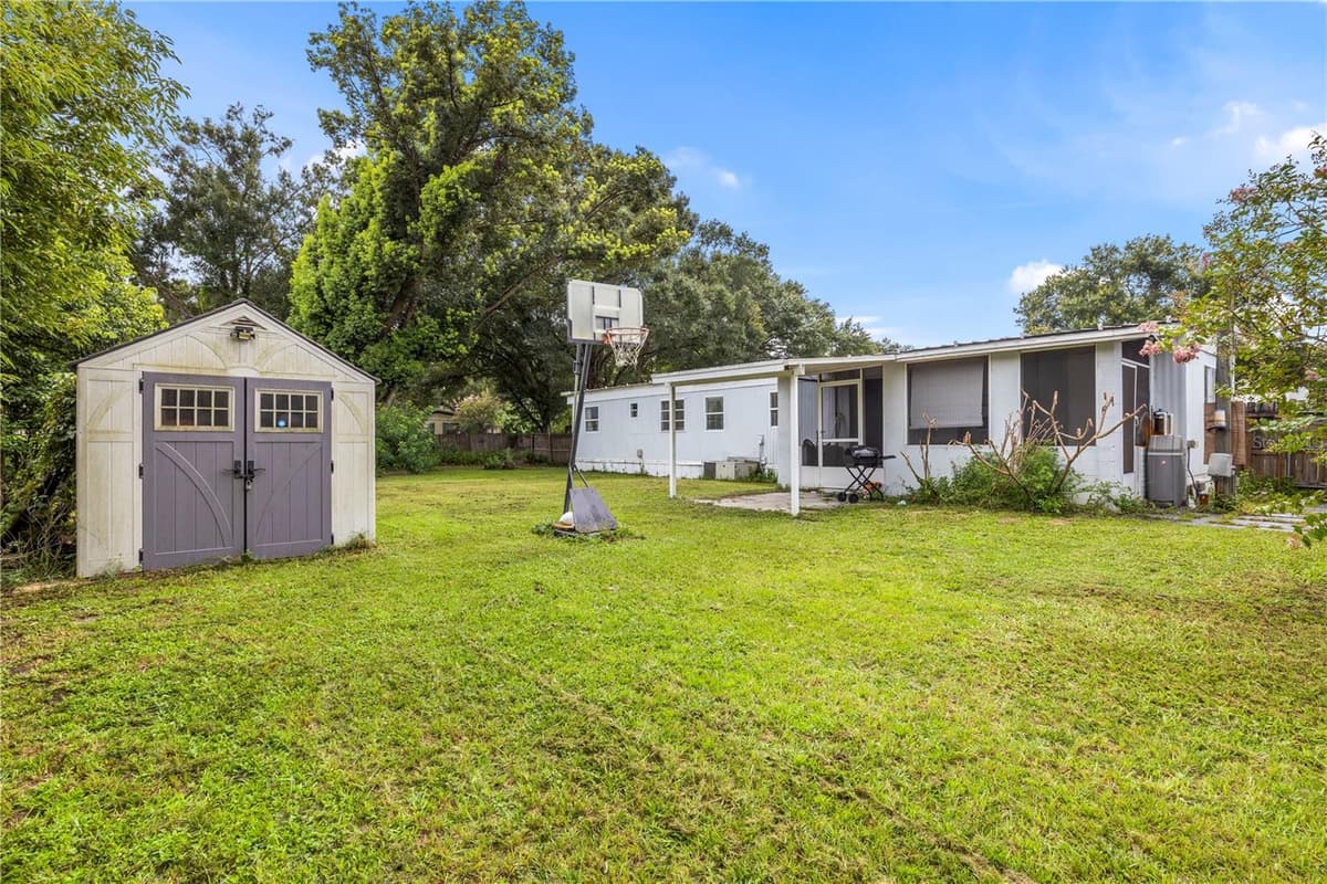 1733 OAKLAND ROAD — photo 37 of 46