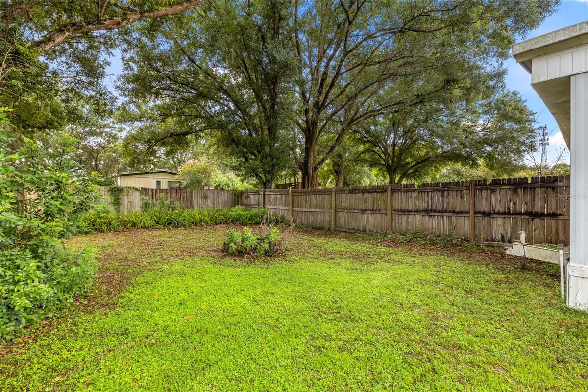 1733 OAKLAND ROAD — photo 31 of 46