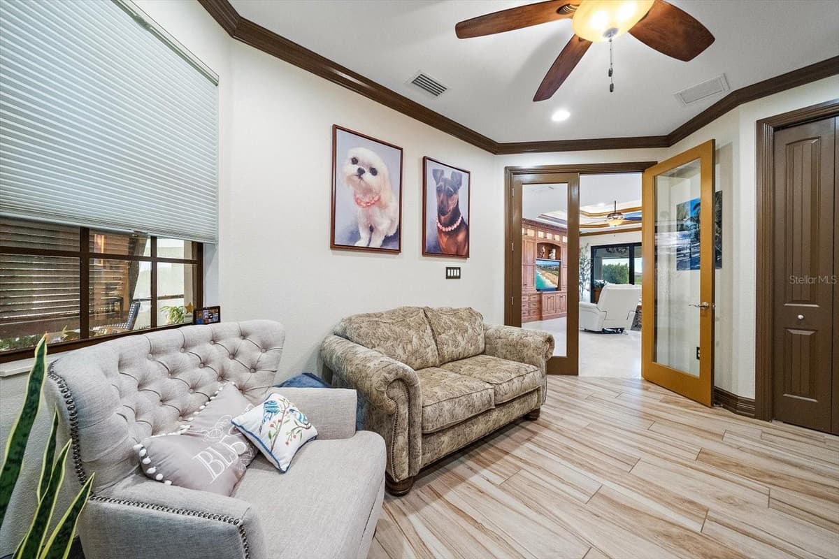 15172 LEIPZIG CIRCLE — photo 19 of 56