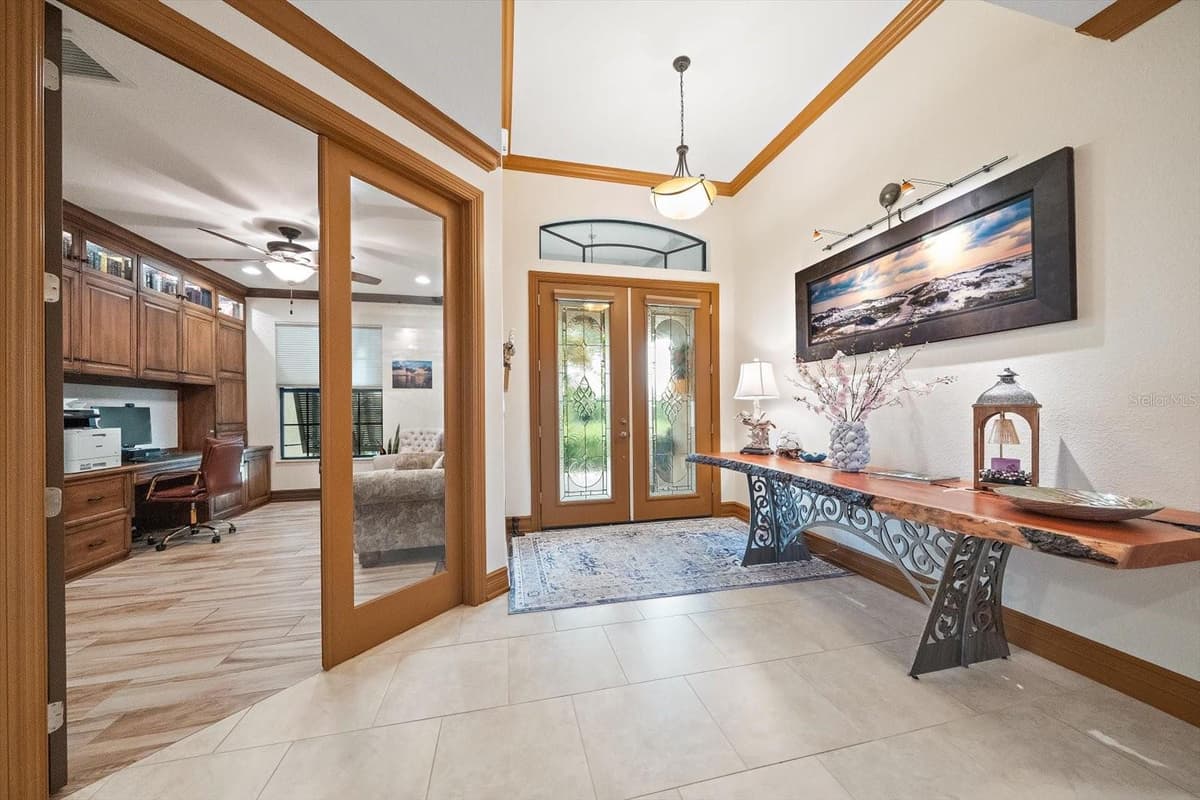 15172 LEIPZIG CIRCLE — photo 17 of 56