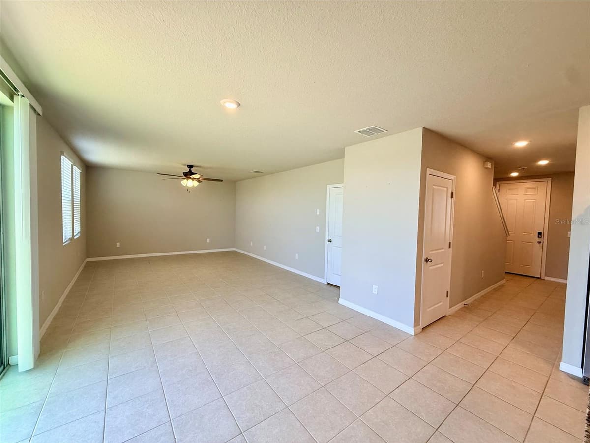10062 DAYBREAK GLEN — photo 6 of 40