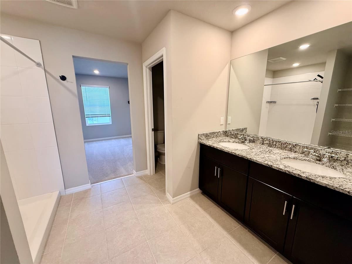 10062 DAYBREAK GLEN — photo 17 of 40