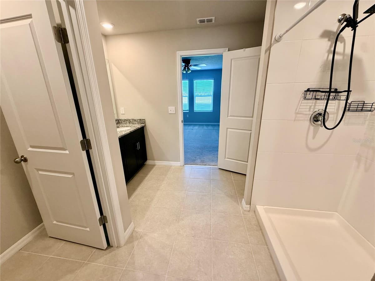 10062 DAYBREAK GLEN — photo 16 of 40