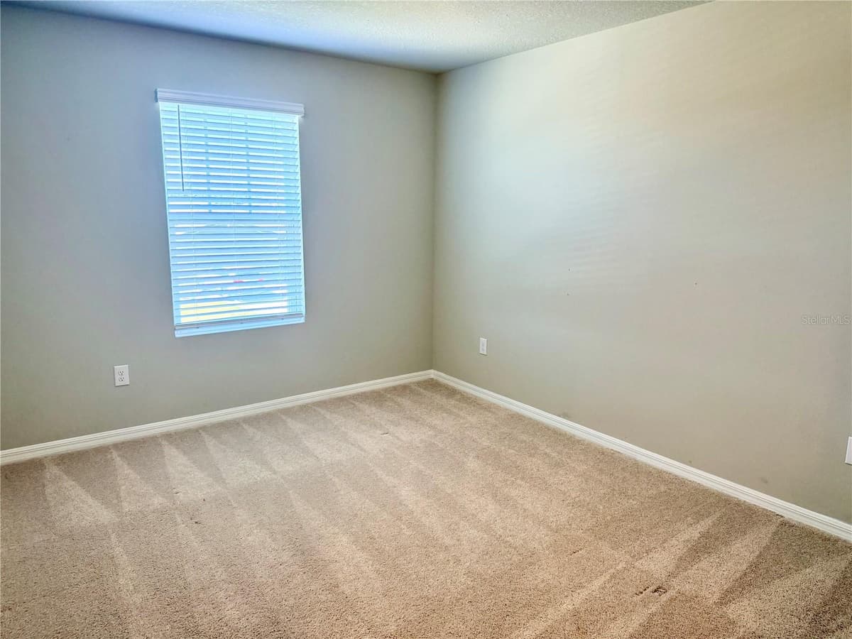 10062 DAYBREAK GLEN — photo 27 of 40