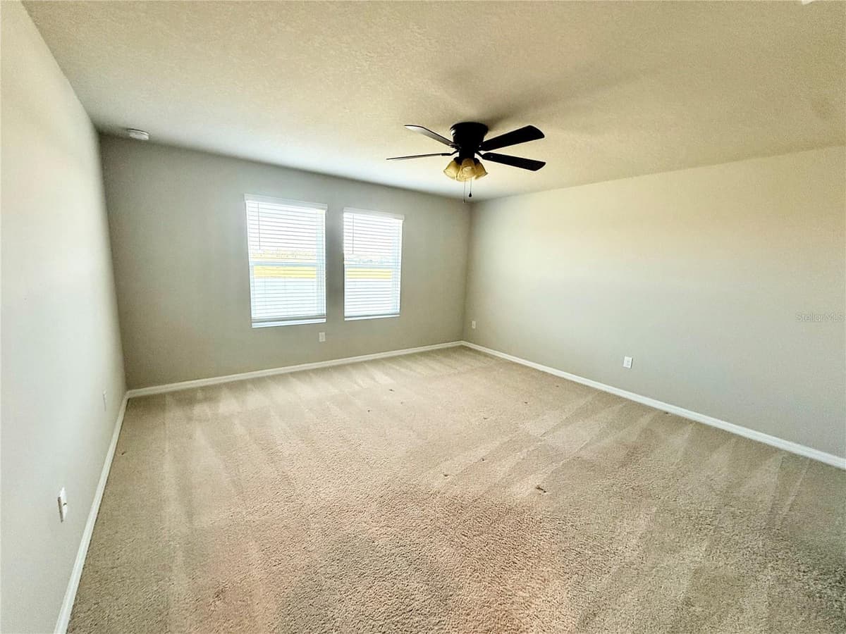 10062 DAYBREAK GLEN — photo 15 of 40