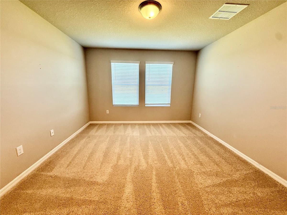 10062 DAYBREAK GLEN — photo 23 of 40