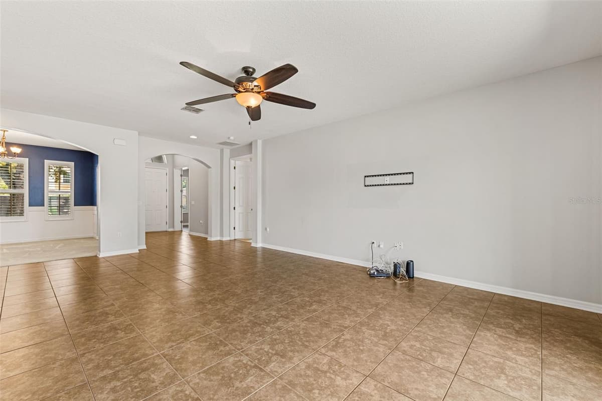 2100 MISTY GLEN DRIVE — photo 21 of 55