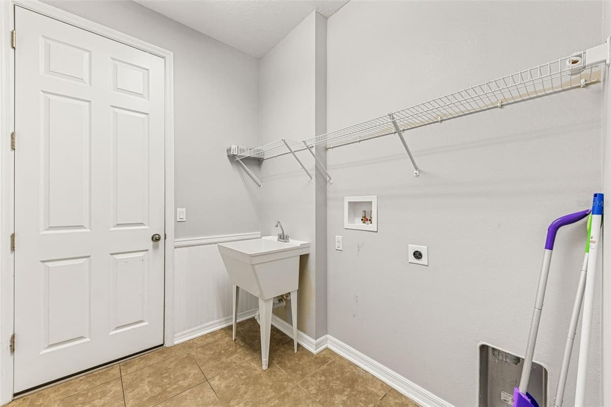 2100 MISTY GLEN DRIVE — photo 35 of 55