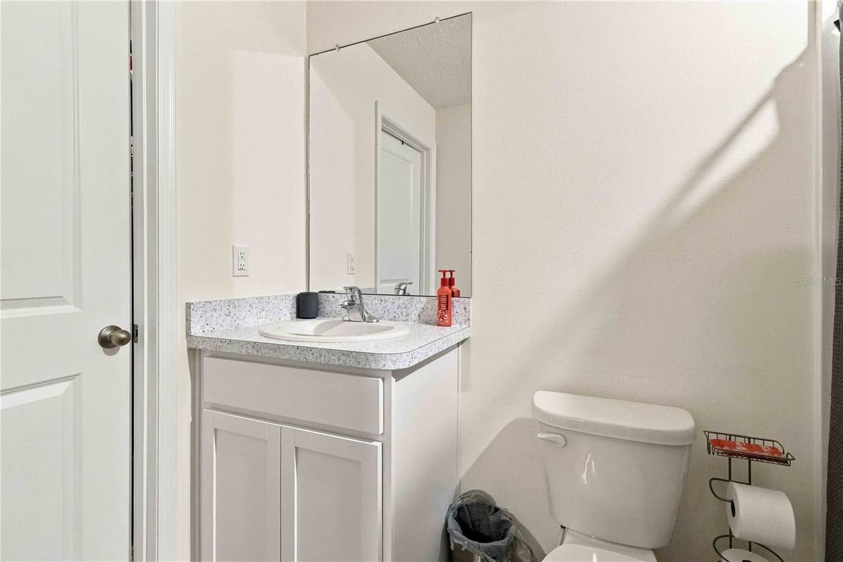 2496 RIM DRIVE — photo 11 of 40