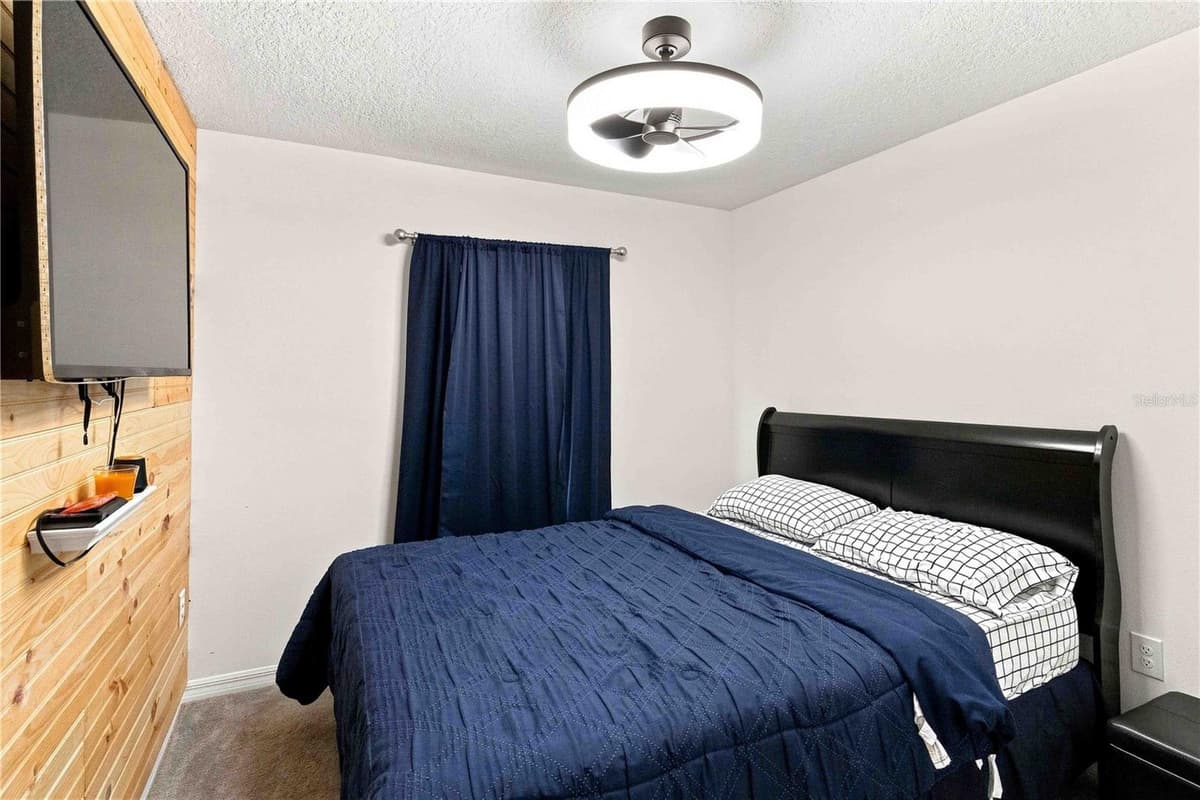 2496 RIM DRIVE — photo 15 of 40