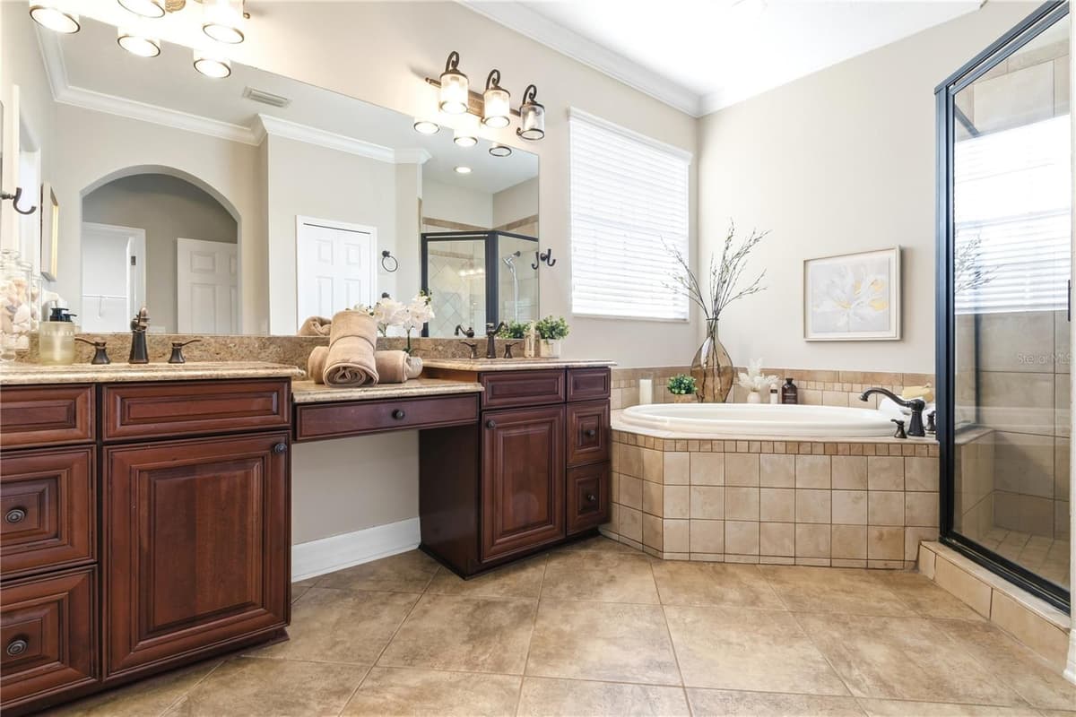 12507 SILVERDALE STREET — photo 37 of 48