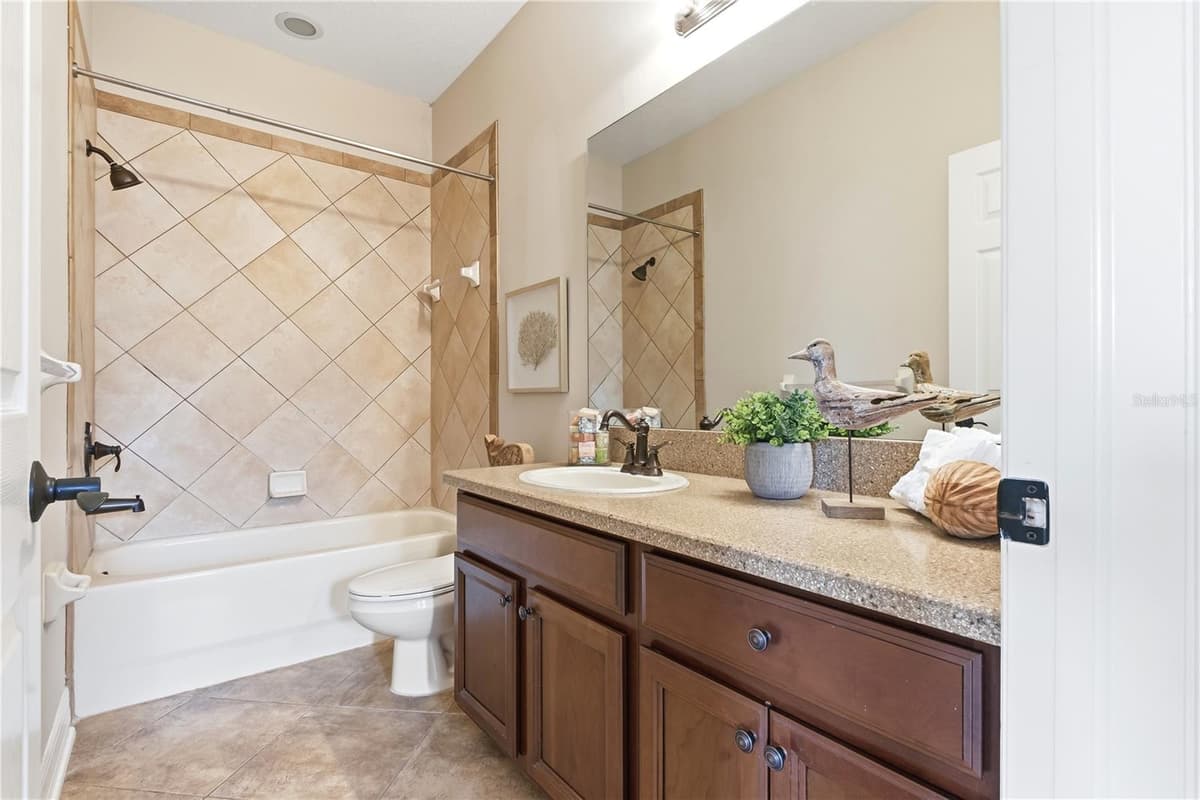 12507 SILVERDALE STREET — photo 41 of 48