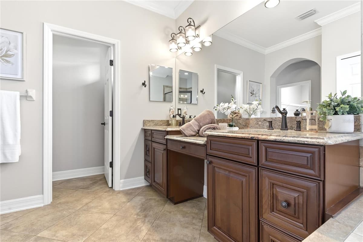 12507 SILVERDALE STREET — photo 36 of 48