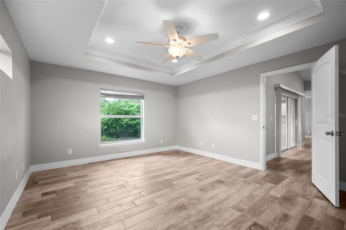 315 SWEETWATER DRIVE — photo 17 of 41