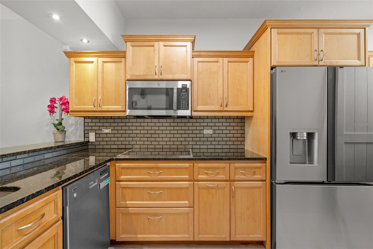 180 CANDELERO RD — photo 6 of 42
