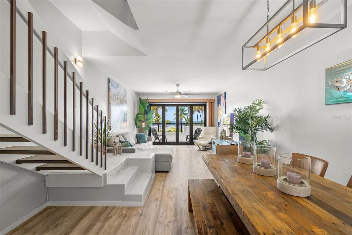 180 CANDELERO RD — photo 13 of 42